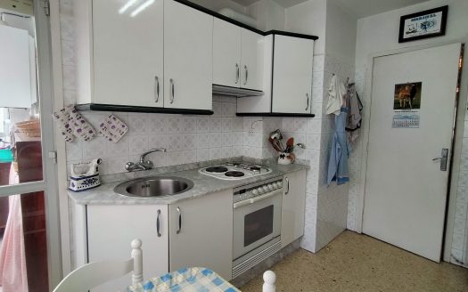 Piso en venta en Calle de Nigrán 4, As Travesas – Balaídos, Centro urbano, Vigo, 5º exterior con ascensor